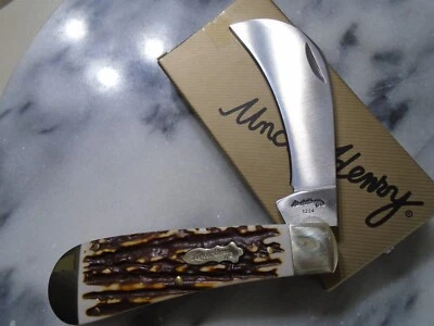 Uncle Henry Hawkbill Pruner Claw Pocket Knife 16UH Staglon Folder 7Cr17 1135996 - Image 1 of 4