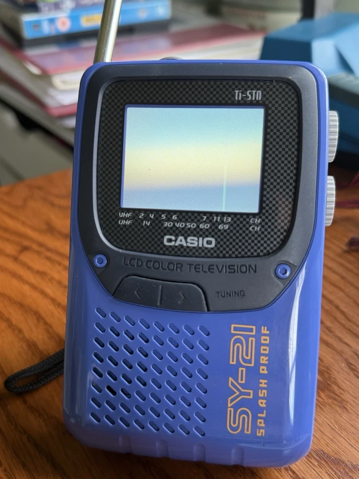 🔥Vintage Casio SY-21 Water Resistant Portable Color 2.3" LCD Analog TV  Working - Image 1 of 4