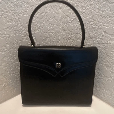 Bolso estilo médico con asa superior Givenchy de colección cuero negro brillante preparación para dinero antiguo Foto 1 de 4