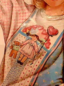 Daisy Kingdom 'Girl with Balloon' Oversized Sweatshirt Sewing Fabric S-XXL - Picture 1 of 5