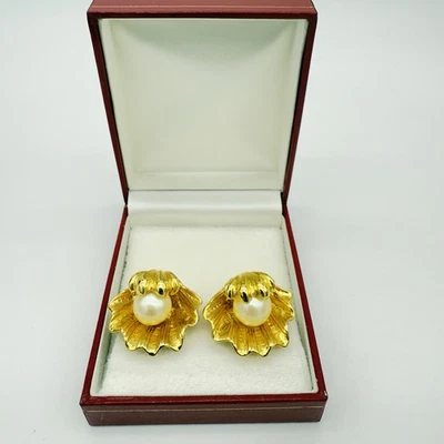 Brincos de pérola vintage Ivana Trump concha de amêijoa assinado declaração de passarela dos anos 80 - Imagem 1 de 4