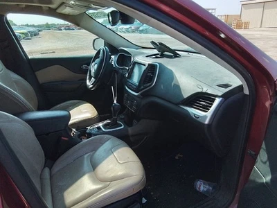 Bolsa de aire superior para tablero del pasajero delantero Jeep Cherokee 2014-2015 Foto 1 de 4