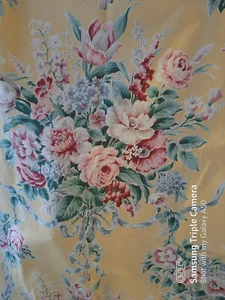 TELA EVELYN DE COLECCIÓN DE RALPH LAUREN - FLORES DE ALGODÓN AMARILLO 64"" POR 84"" - NUEVA - Imagen 1 de 3