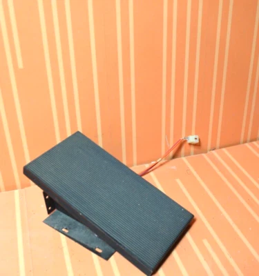 Vintage Kimball organ Syntha Swinger 1100 Foot petal control - Image 1 of 4