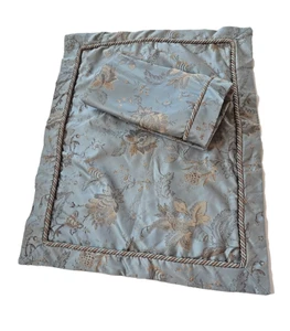 2 - Waterford Mullinger Palmerston Floral Blue Shams Corded Trim Zipper Closing - Picture 1 of 8