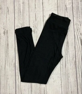 One Size LuLaRoe OS leggings Solid Black NEW Buttery Soft NWT Free Shipping - Picture 1 of 1