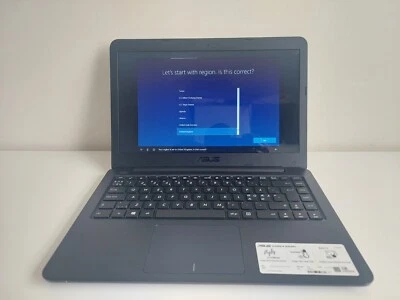 Asus Sonicmaster R417Y Laptop 64GB HDD 4GB Ram AMD E2-7015 @ 1.50GHZ - Image 1 of 4