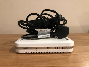 Sonicwall TZ 205W Wireless-N with UK PSU Sonicwall APL22-09E TZ205W (Inc VAT) - Picture 1 of 9