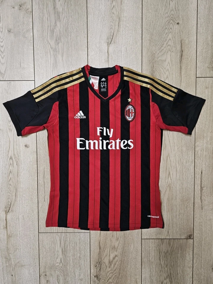 CAMISETA DE FUTBOL LOCAL AC MILAN 2013 2014 NIÑOS 11-12Y 152cm ADIDAS Foto 1 de 4