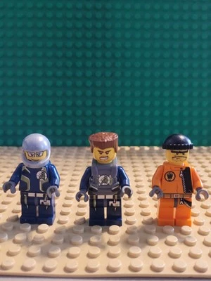 LEGO Genuine Minifigures 3x Agents Fuse & Charge & Henchman Proxy AGT011 AGTLot8 - Image 1 of 4