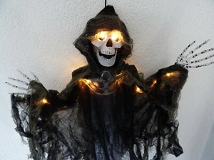 Halloween hängender Reaper mit Leuchteffkt 110cm Skelett - Bild 1 von 4