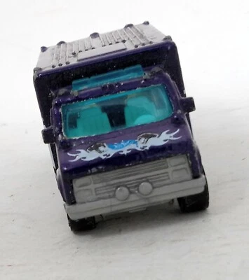 Ambulancia Mattel Hot Wheels Sabertooth 1988 Foto 1 de 4