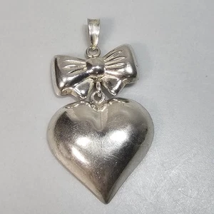 Colgante Corazón Hinchado Arco Plata de Ley 925 Probado 8g Amor Lindo Kawaii De Colección - Imagen 1 de 6