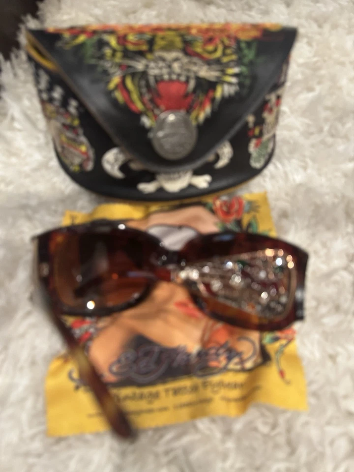 Vintage Ed Hardy Crystal Sunglasses Designer Tattoo Eyewear Women’s One Size - Image 1 of 3