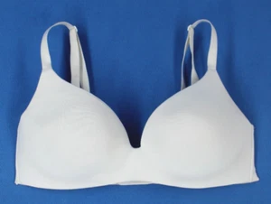 Uniqlo Wireless Lined T-Shirt Bra Size 30 32 C D DD #D334 - Picture 1 of 5