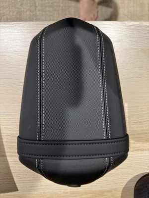 Asiento de pasajero Triumph Speed Triple RS OEM Foto 1 de 4