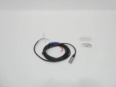 Keyence EZ-12M Proximity Sensor - Image 1 of 4