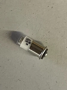 LED FF200-0IW-014B (14Vdc, W.White, T1-3/4 Mid.Flg Midget Kołnierz Base, T13⁄4 - Zdjęcie 1 z 2