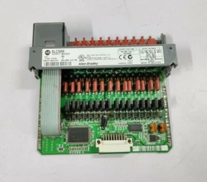 Módulo De Salida Allen Bradley SLC500 1746-OA16 SER D - Imagen 1 de 7