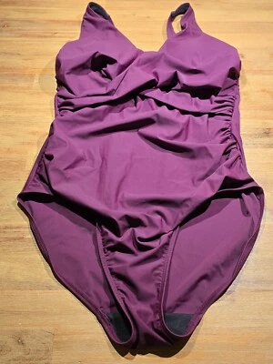 BPC BON PRIX SELECTION Badeanzug, Gr. 46, Aubergine, NEU * SHAPEEFFEKT - Bild 1 von 4