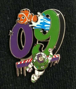 Disney Pixar Pin Booster 2009 Buzz Nemo Only Disney Pin 68370 - Bild 1 von 1
