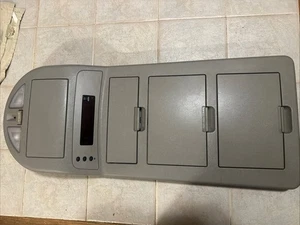 2004-2012 Nissan Titan Armada QX56 Overhead Console Map Dome Lights OEM - Picture 1 of 19