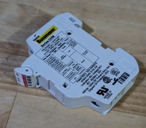 Portafusibles Cooper Bussmann Series CHM para fusibles Midget / 10x38 - Imagen 1 de 4