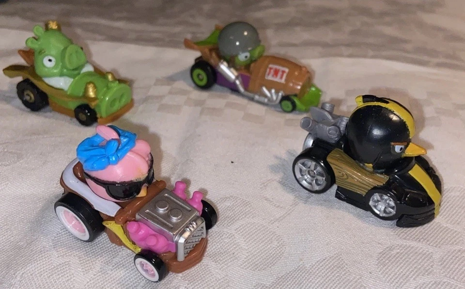 Angry Birds Go Telepods Kart Racer Car Lot Stella, Bomb, King Pig, Corporal Pig - Imagem 1 de 4