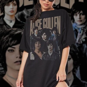 Maglietta limitata Alice Cullen film regalo Alice Cullen t-shirt bootleg Alice Cullen - Foto 1 di 2