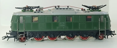 Märklin - Spur H0 3024 - E-Lok E 18 35 grün Hamo  Wechselstrom -  digital  - OVP - Bild 1 von 4