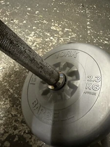 Dumbell 2.3 Kg York Weight. - Picture 1 of 4