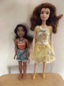 2 Disney princesses - Belle and Moanna - Picture 1 of 4