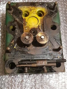 Culata Petter PHW completa con válvulas/resortes stock nuevo antiguo. P+P gratis del Reino Unido - Imagen 1 de 4