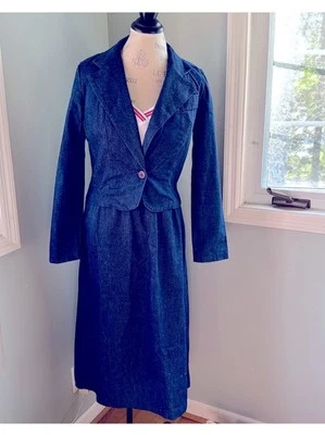 Conjunto completo de saia e blazer vintage anos 70/80’s lavagem escura jeans midi - Imagem 1 de 4