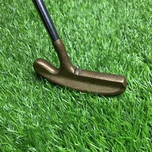 Acushnet Bullseye 35R Flangia Putter 35” Albero in Acciaio Scanalato Royal Grip RH 4878 - Foto 1 di 24