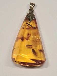 Traumstück Bernstein Anhänger mit 750 18 kt Montur Öse 5,8 cm 11,9 Gramm - Bild 1 von 7