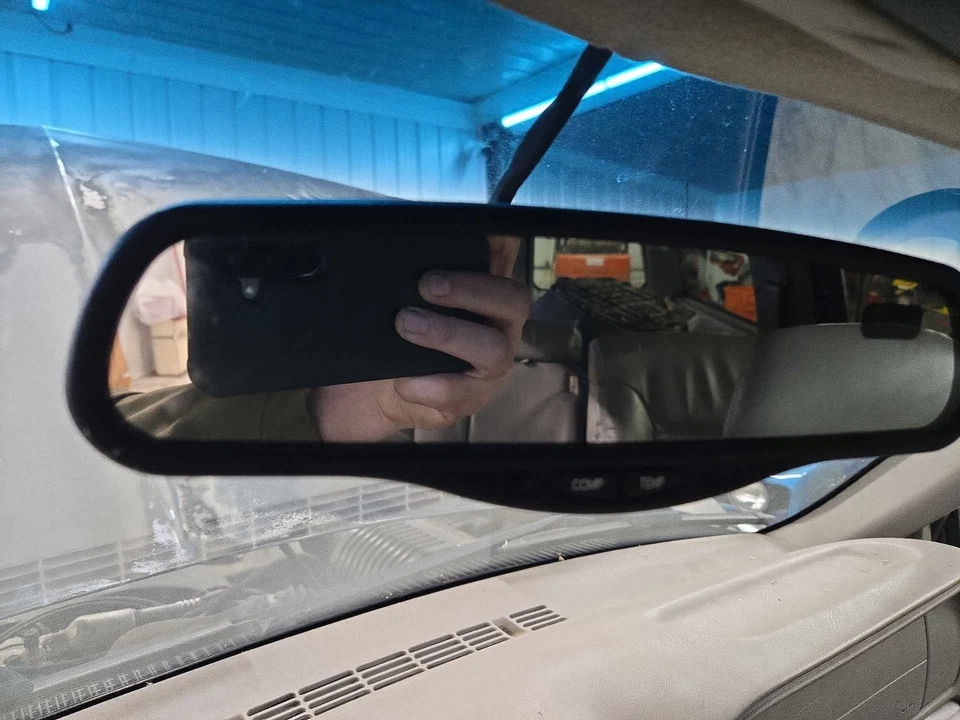 Espelho retrovisor interno usado serve: 1999 Gmc Suburban 1500 grau A - Imagem 1 de 4