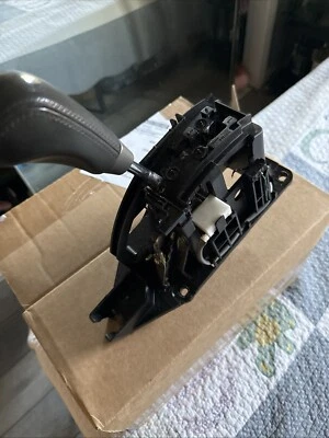 05 06 07 08 09 10 11 Selector de palanca de cambios de transmisión Nissan Armada Titan OEM Foto 1 de 3