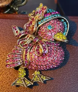 Heidi Daus Brooch Gold Tone Spring Chick With Bonnet Crystal Bird Signed - Picture 1 of 6