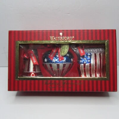 NOVO Conjunto de 3 Relíquias de Férias Waterford Ornamentos Patrióticos Bandeira de Coração de Sino - Imagem 1 de 3