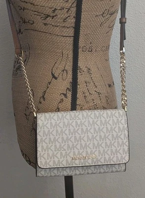 MICHAEL KORS Crossbody Jet Set Shoulder Bag Clutch Wallet Vanilla NEW  - Image 1 of 4