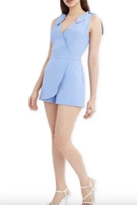 Mameluco corto BCBGeneration para mujer ajustado sin mangas con correa de corbata talla mediana azul Foto 1 de 4