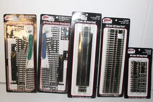 Atlas HO Scale Left and Right Snap Switch, Rerailer and Straight Tracks - Picture 1 of 7