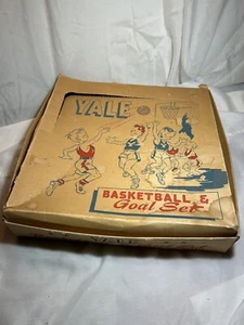 Vintage Game Yale Basketball And Goal Set In Box 1950’s Moneco Toy Co. Hamden Ct - Picture 1 of 13