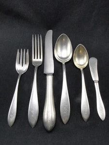 6 piece place setting 1918 International "Patria" Sterling Silver Flatware - Picture 1 of 4