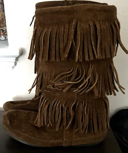 MINNETONKA WOMEN'S 3-LAYER FRINGE BOOTS MOCCASINS SHOES BROWN #1638 SZ 7 $98 D1 - Picture 1 of 8