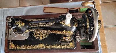 RARE ANCIENNE MACHINE A COUDRE SINGER A MANIVELLE DANS SON COFFRE DE 1928, USA - Photo 1/4