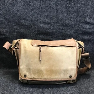 Wilsons Leather Pelle Studio Light Brown Distressed Leather Messenger Bag - Picture 1 of 22