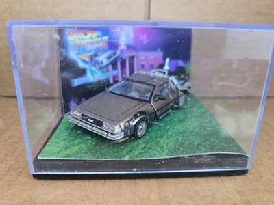 BACK TO THE FUTURE 2 DMC DELOREAN VITESSE 24010 1.43 - Image 1 of 4