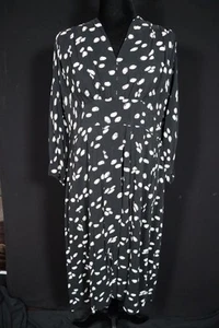 PLUS SIZE VINTAGE FRENCH 1940'S BLUE & WHITE RAYON PRINT DRESS SIZE 18+ - Picture 1 of 4